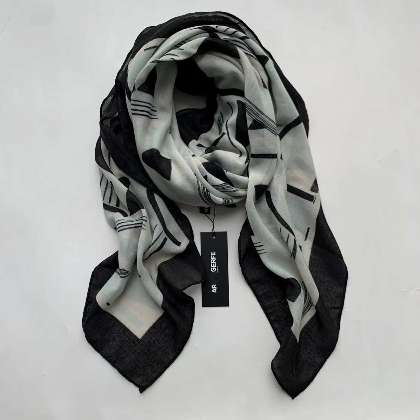 New Ladies Geometric Print Large Scarf Sun Protection Shoulder Wrap Minimalist Black White Versatile Scarf Spring Summer
New Ladies Geometric Print Large Scarf Sun Protection Shoulder Wrap Minimalist Black White Versatile Scarf Spring Summer