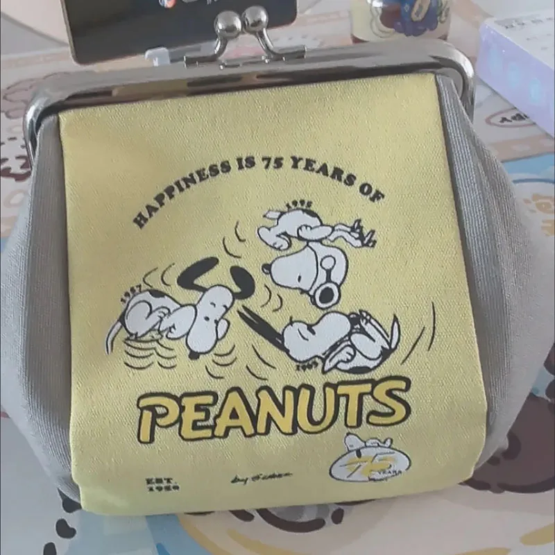 Snoopy Cartoon Travel Cosmetic Bag Canvas Storage Pouch for Data Cables And Small Items Anime Themed Toy Figure Accessories
Snoopy Cartoon Travel Cosmetic Bag Canvas Storage Pouch for Data Cables And Small Items Anime Themed Toy Figure Accessories