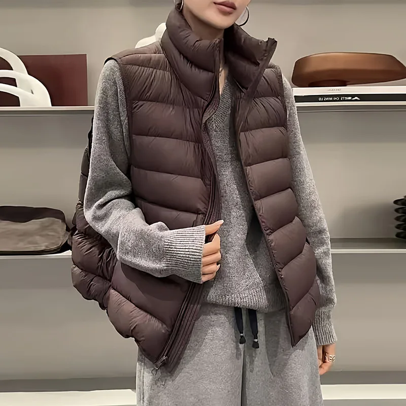 Женский жилет на 90% белом утином пуху, подходит для осени/зимы 2025, модный жилет в рубчик с воротником-стойкой
Женский жилет на 90% белом утином пуху, подходит для осени/зимы 2025, модный жилет в рубчик с воротником-стойкой