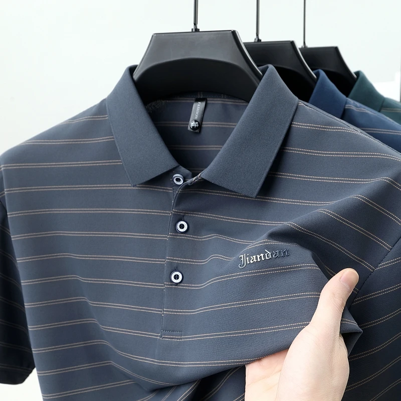 High quality men's short sleeve polo shirt summer flip collar new striped custom top letter concave convex design casual T-shirt
High quality men's short sleeve polo shirt summer flip collar new striped custom top letter concave convex design casual T-shirt