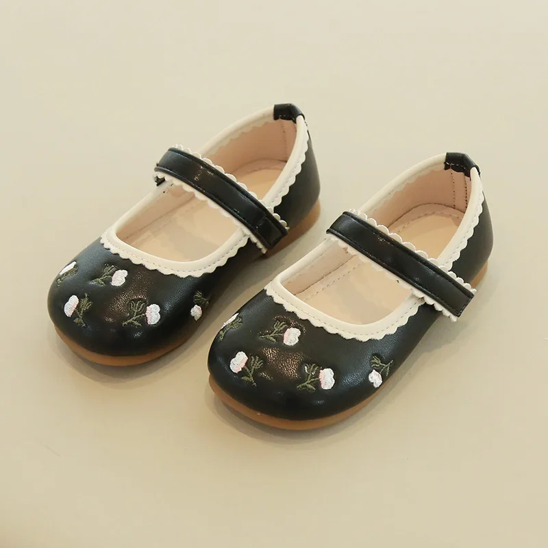 Spring Summer Girls Soft Soles Lace Princess Shoes Children Embroidered Leather Shoes Girls Round Toe Breathable Single Shoes
Spring Summer Girls Soft Soles Lace Princess Shoes Children Embroidered Leather Shoes Girls Round Toe Breathable Single Shoes