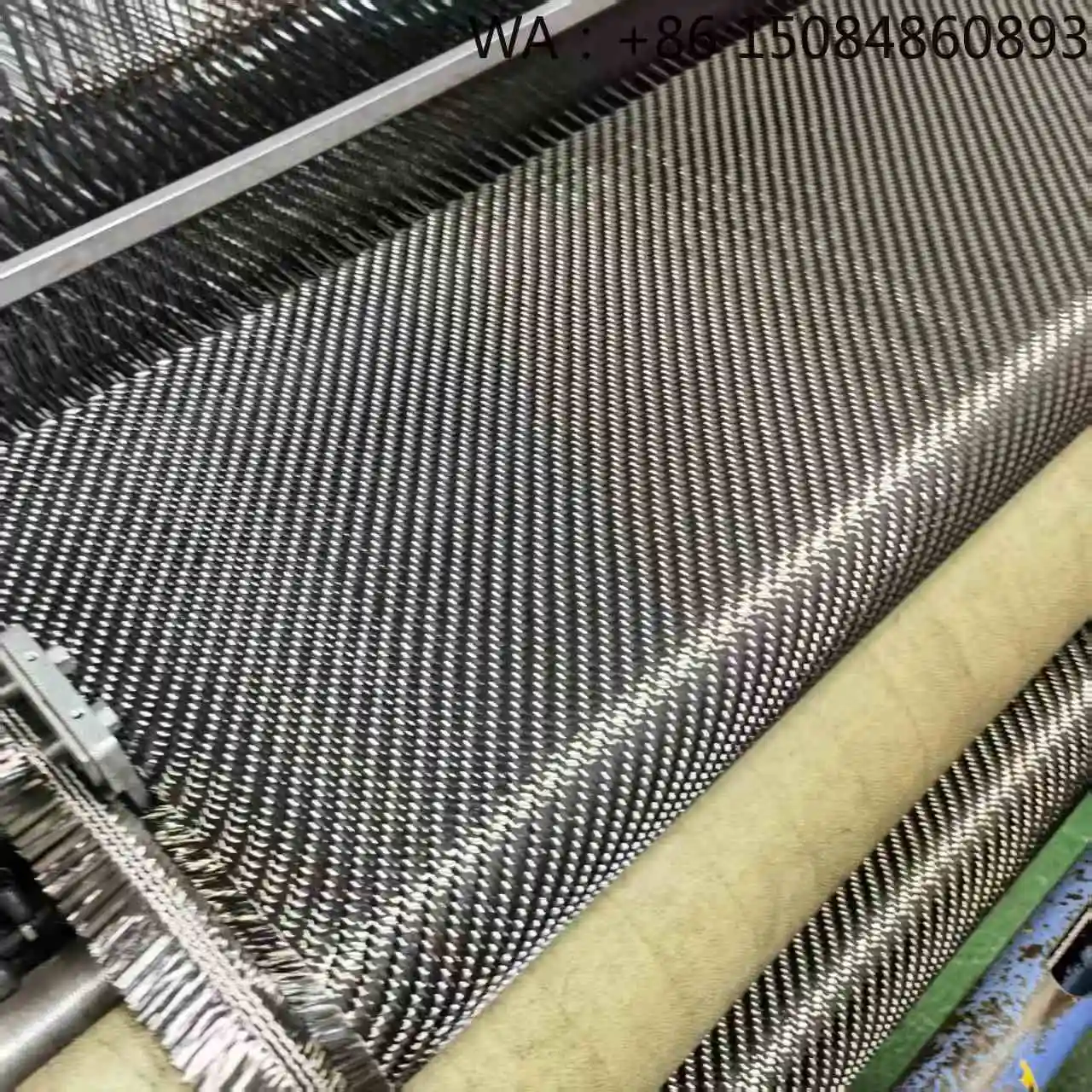 3K 240gsm heat resistant carbon fiber cloth roll, high strength woven fabric for high temperature industry use
3K 240gsm heat resistant carbon fiber cloth roll, high strength woven fabric for high temperature industry use