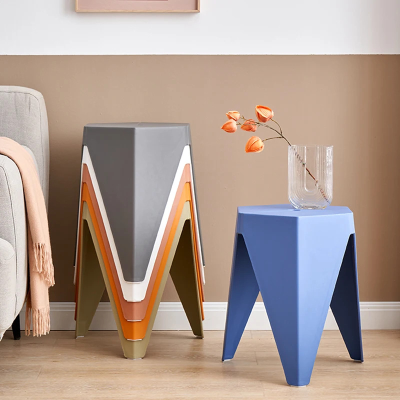 Household plastic stools can be stacked with Nordic internet red round stools and thickened rubber stools
Household plastic stools can be stacked with Nordic internet red round stools and thickened rubber stools