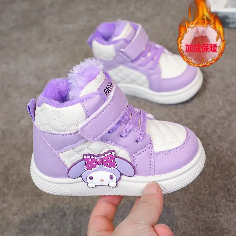 Кроссовки Sanrio My Melody для девочек, зимняя теплая плюшевая хлопковая обувь, повседневная обувь Kawaii, детская спортивная обувь для бега, баскетбольная обувь
Кроссовки Sanrio My Melody для девочек, зимняя теплая плюшевая хлопковая обувь, повседневная обувь Kawaii, детская спортивная обувь для бега, баскетбольная обувь