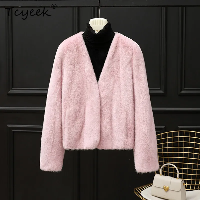 Tcyeek Luxury Natural Mink Fur Coat Women Warm Winter Jacket Woman Clothes 2026 V-neck New in Coats Whole Mink Шуба Женская
Tcyeek Luxury Natural Mink Fur Coat Women Warm Winter Jacket Woman Clothes 2026 V-neck New in Coats Whole Mink Шуба Женская