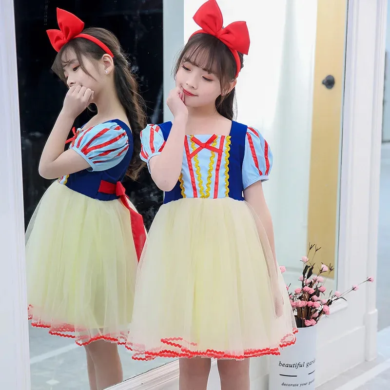 COSda@ Snow White Princess Dress Kids Girl Costume With Cape Headwear Halloween Carnival Birthday Party Cosplay Children Clothes
COSda@ Snow White Princess Dress Kids Girl Costume With Cape Headwear Halloween Carnival Birthday Party Cosplay Children Clothes