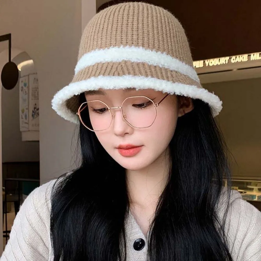 Temperament Knitted Bucket Hat Breathable Anti-UV Sunshade Basin Cap French Style Hollow Out Sun Protection Cap Summer
Temperament Knitted Bucket Hat Breathable Anti-UV Sunshade Basin Cap French Style Hollow Out Sun Protection Cap Summer