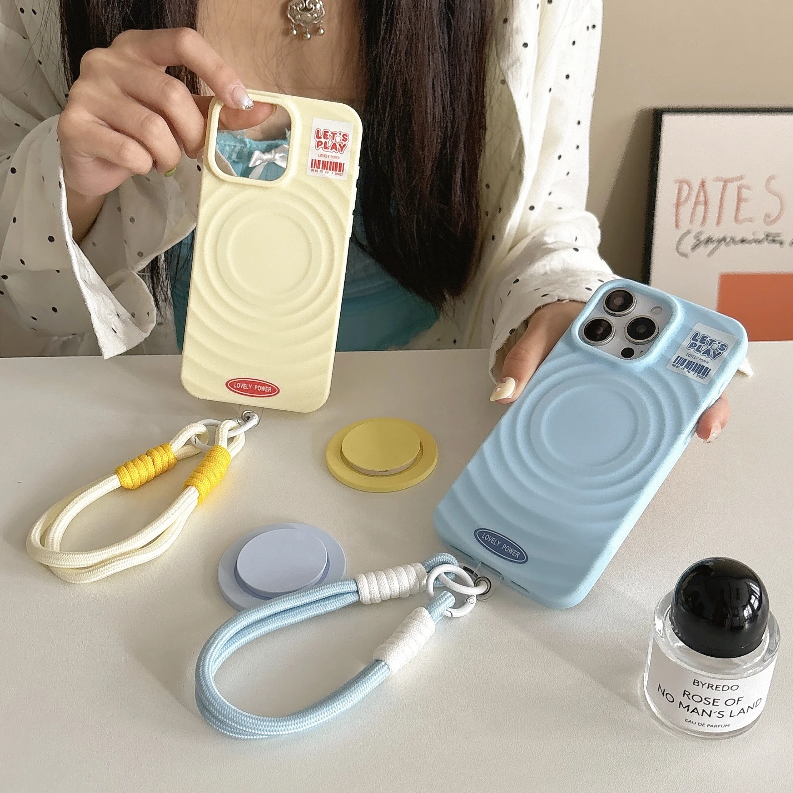 Fashionable 3-in-1 Lanyard Holder Phone Case Suitable For IPhone13 Pro Max14 15 16 Pro Max Plus Phone Anti Fall Protection Cover
Fashionable 3-in-1 Lanyard Holder Phone Case Suitable For IPhone13 Pro Max14 15 16 Pro Max Plus Phone Anti Fall Protection Cover
