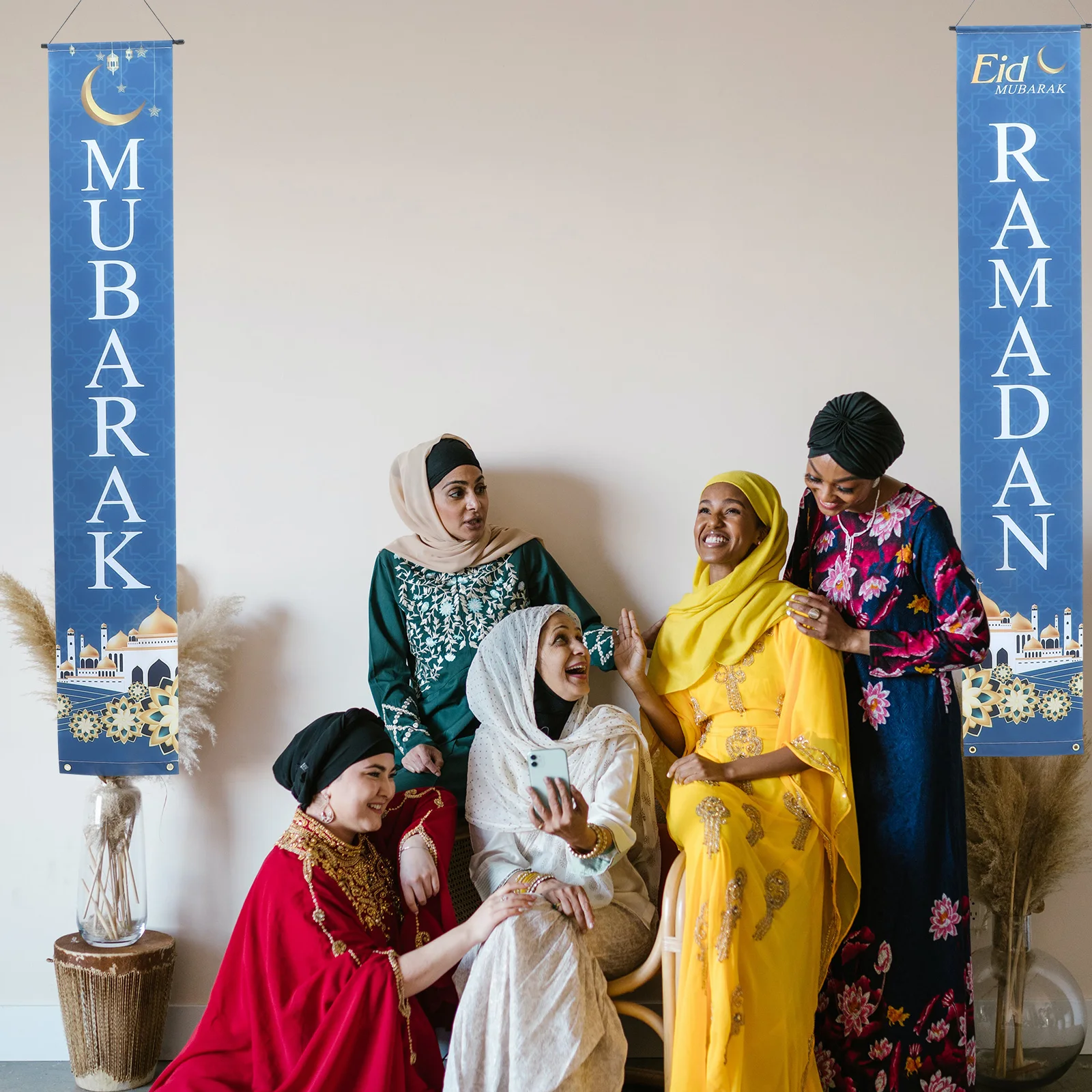 Eid Porch Door Curtain Hanging Flag Banner Fabric Tear Resistant Washable Vibrant Color Foldable Design Festive for Home
Eid Porch Door Curtain Hanging Flag Banner Fabric Tear Resistant Washable Vibrant Color Foldable Design Festive for Home