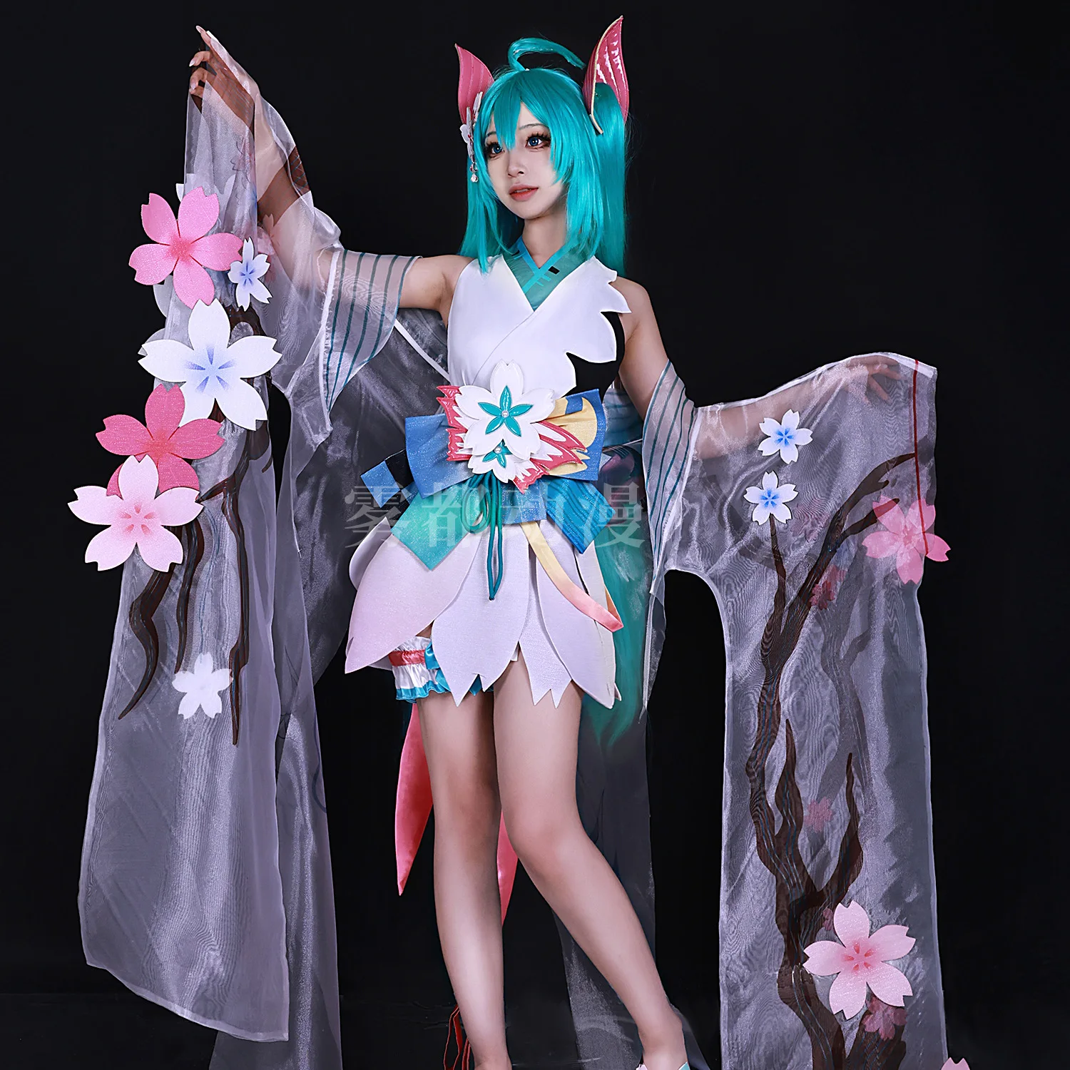 Mikuu Cosplay Onmyoji Awaken Maid Uniform Costumes Anime Role Playing Holiday Party Game Halloween Costumes for Women
Mikuu Cosplay Onmyoji Awaken Maid Uniform Costumes Anime Role Playing Holiday Party Game Halloween Costumes for Women