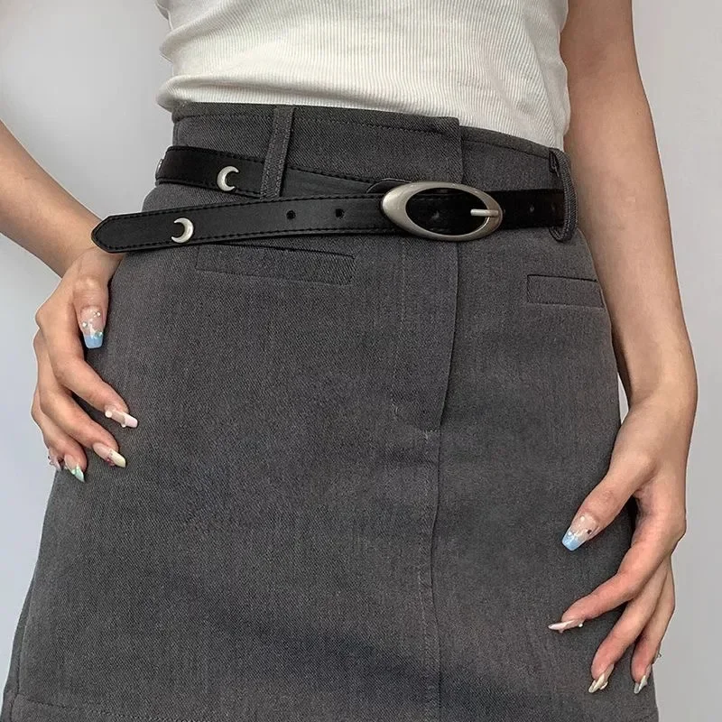 Retro Old Moon Belt Women Ins Wind Decorative Versatile Belt Black Design Sense Niche Belt High Sense
Retro Old Moon Belt Women Ins Wind Decorative Versatile Belt Black Design Sense Niche Belt High Sense