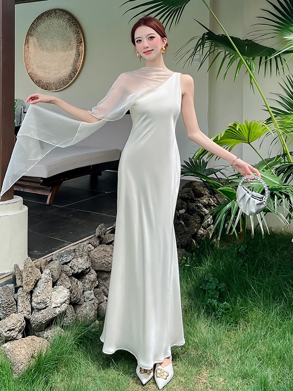 Summer Slimming Long Dress Gauze Splicing Design Sensation Satin Fabric Draped Shoulder Women's Fashion Elegant Style City Co...
Summer Slimming Long Dress Gauze Splicing Design Sensation Satin Fabric Draped Shoulder Women's Fashion Elegant Style City Co...