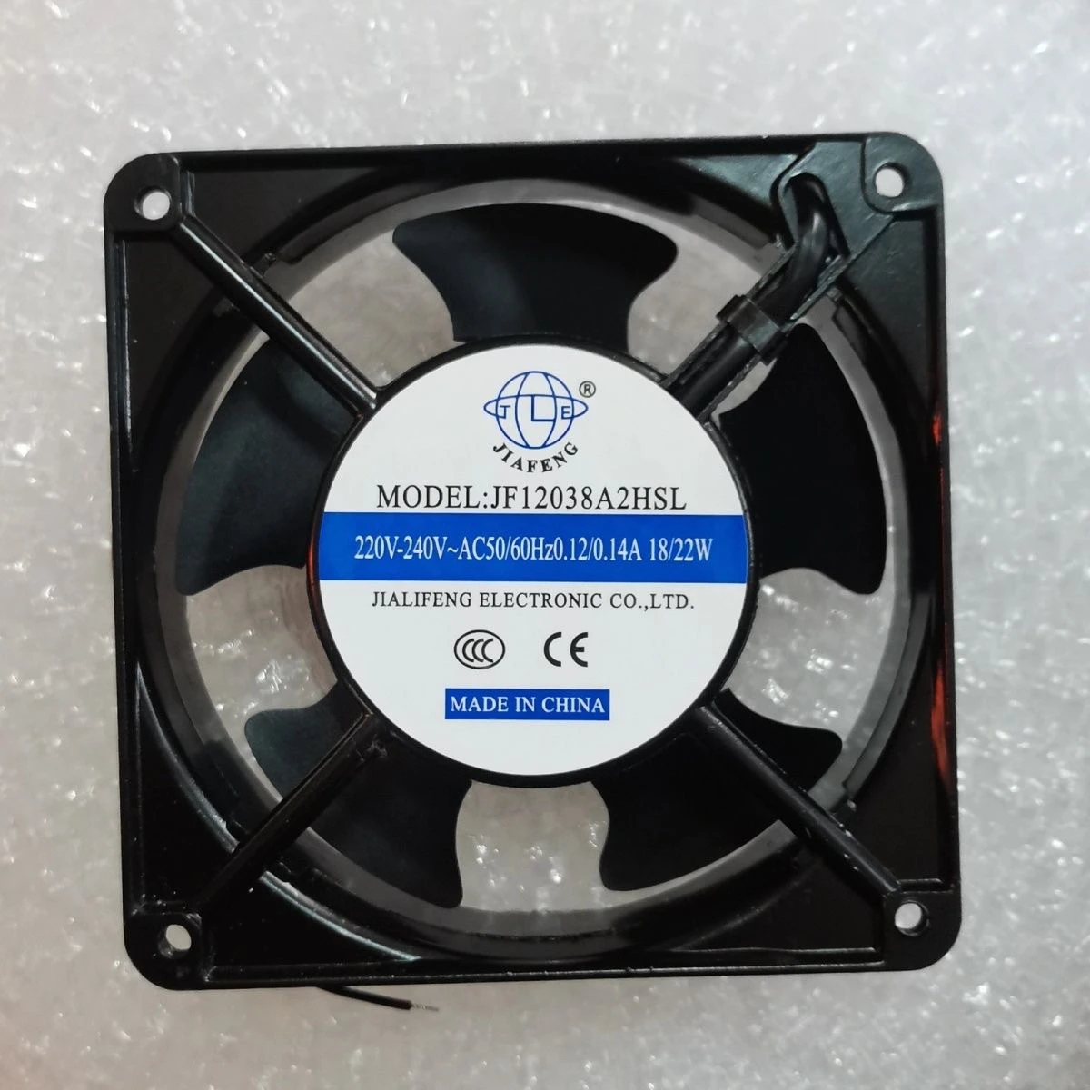 JIA FENG JF12038A2HSL AC 220-240 В 18/22 Вт 120x120x38 мм 2-проводной охлаждающий вентилятор для сервера
JIA FENG JF12038A2HSL AC 220-240 В 18/22 Вт 120x120x38 мм 2-проводной охлаждающий вентилятор для сервера