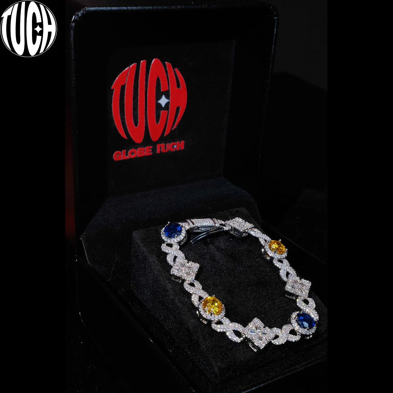 TUCH Women's Fashion Zirconia Tennis Bracelet Crystal Charm Designer Chain Wedding Jewelry Couple Chain on The Hand Streetwear
TUCH Women's Fashion Zirconia Tennis Bracelet Crystal Charm Designer Chain Wedding Jewelry Couple Chain on The Hand Streetwear