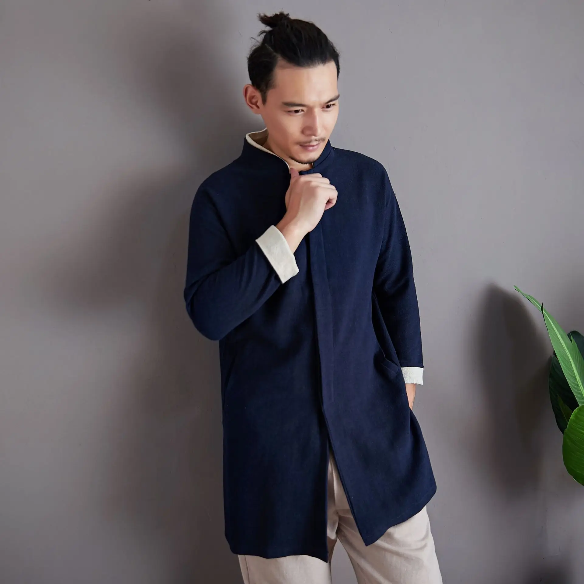 Chinese Style White Dews Retro Stand Collar Long Sleeve Placket Top Men Textured Linen Cardigan Casual Chinese Knot Button Shirt
Chinese Style White Dews Retro Stand Collar Long Sleeve Placket Top Men Textured Linen Cardigan Casual Chinese Knot Button Shirt