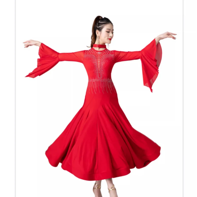 X2138 Lady Modern Dancing Dress Adult Ballroom Dancing Skirt Female New Waltz Costume Ballroom Dancing Costume
X2138 Lady Modern Dancing Dress Adult Ballroom Dancing Skirt Female New Waltz Costume Ballroom Dancing Costume