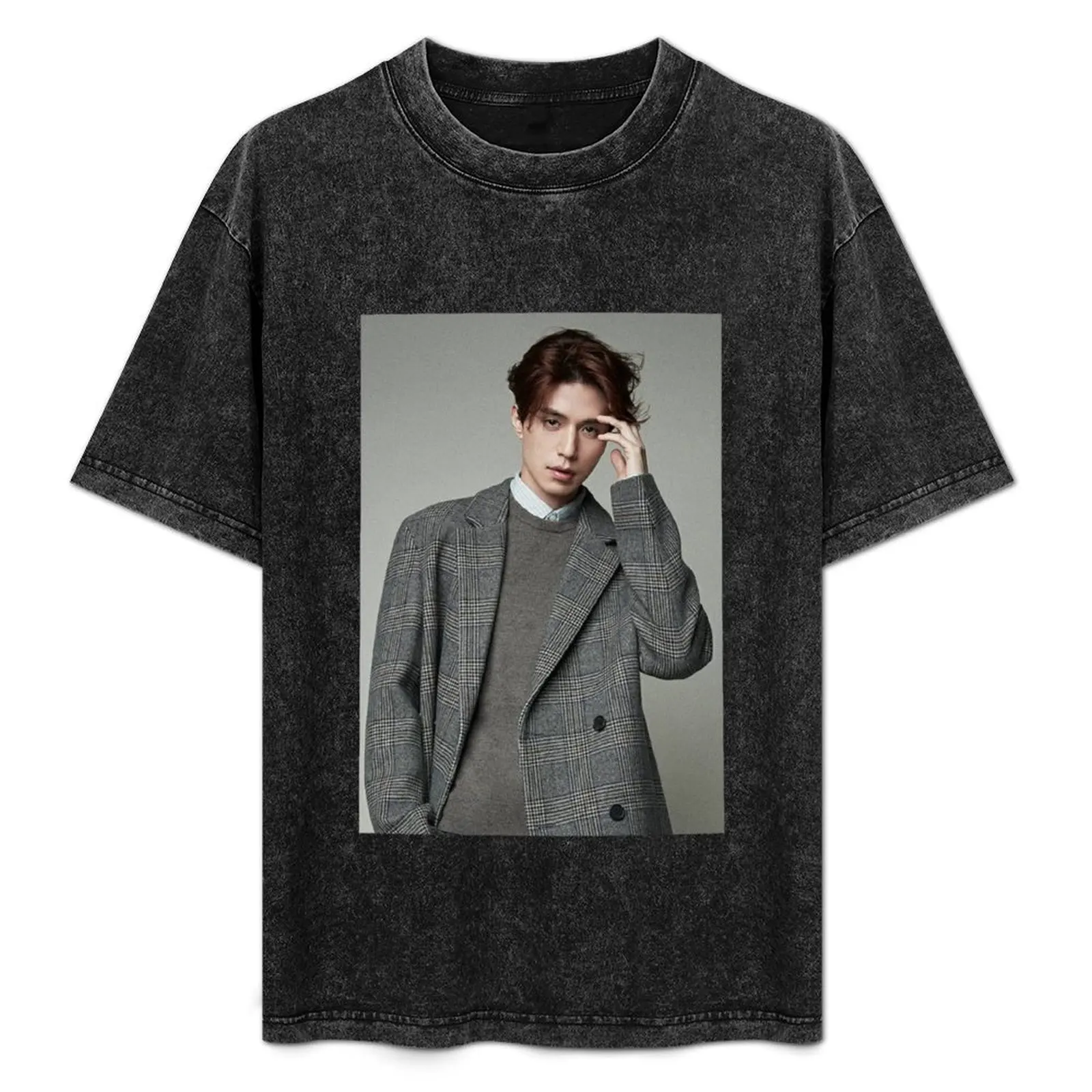 Lee Dong Wook T-Shirt Street Art Print Tee Shirt
Lee Dong Wook T-Shirt Street Art Print Tee Shirt
