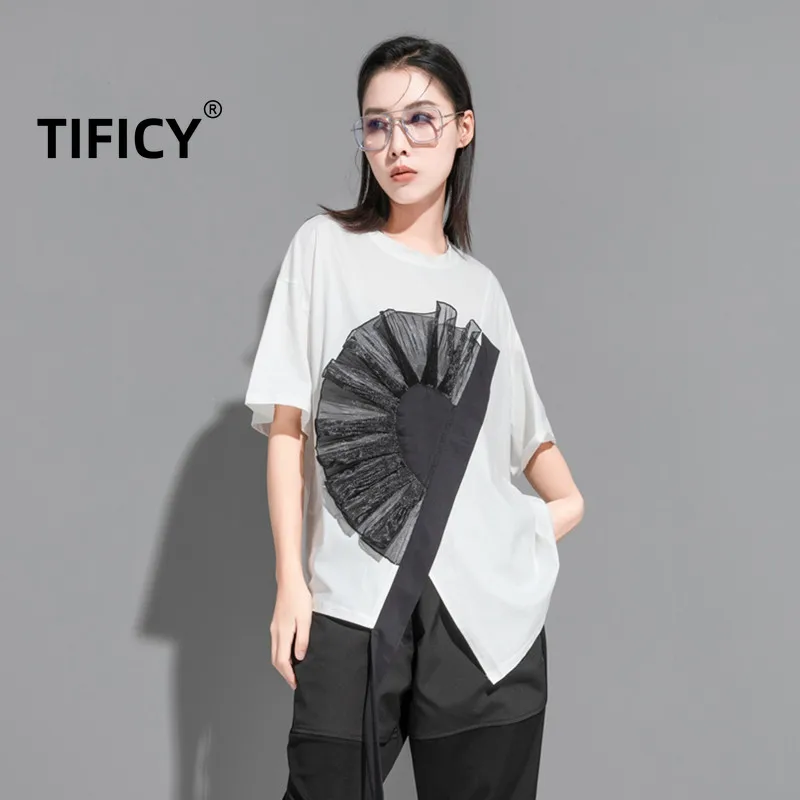 TIFICY Summer New Women's Street Style Dark Black 3D Flower Design Irregular T-shirt Short Sleeve Women's Tshirts Top
TIFICY Summer New Women's Street Style Dark Black 3D Flower Design Irregular T-shirt Short Sleeve Women's Tshirts Top