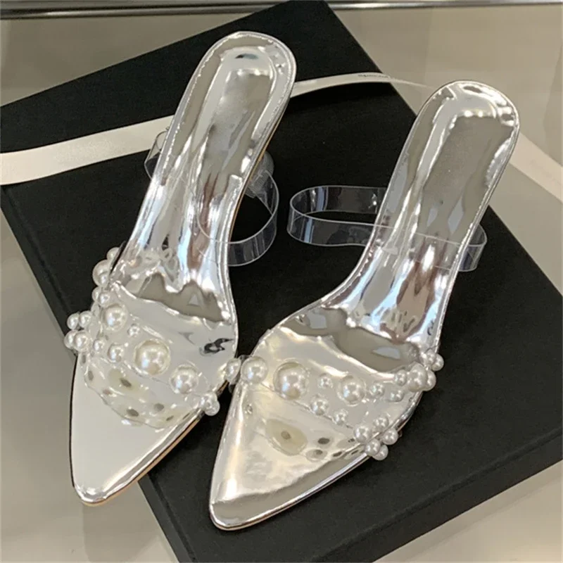 2025 New Summer Pointed Toe Crystal High Heels Women Slippers Fashion PVC Transparent Pearl Banquet Party Slide Shoes
2025 New Summer Pointed Toe Crystal High Heels Women Slippers Fashion PVC Transparent Pearl Banquet Party Slide Shoes