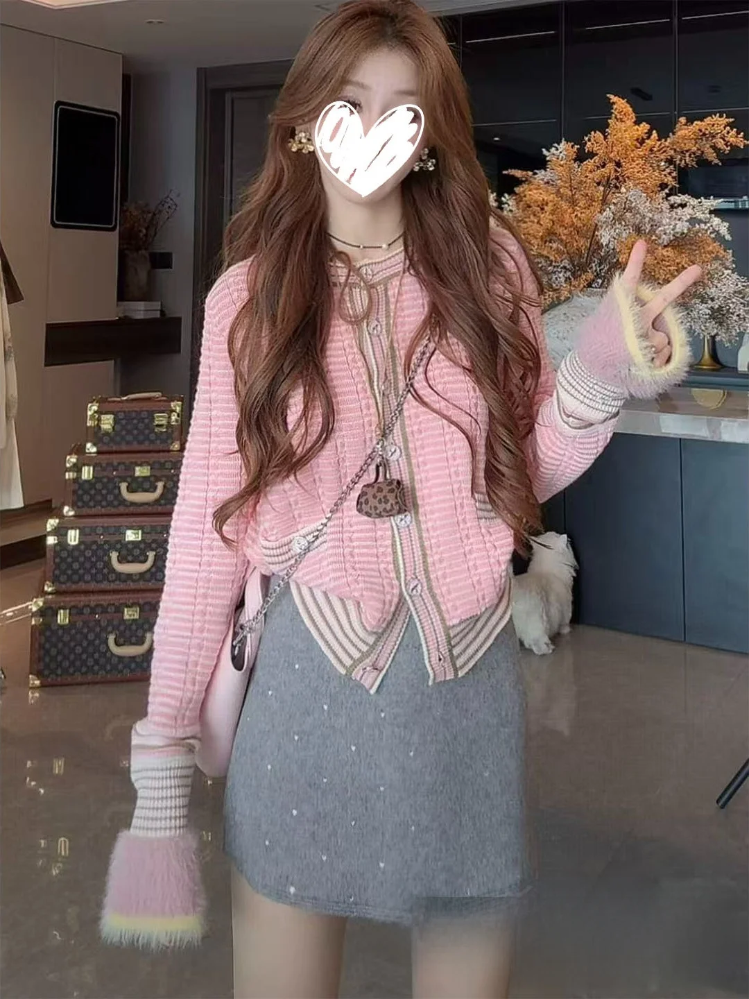 Unique Design Pink Knitted Open Cardigan Sweater Women's New Style Short Skirt Two-Piece Set Autumn 2025 Fashion Non-Repeating
Unique Design Pink Knitted Open Cardigan Sweater Women's New Style Short Skirt Two-Piece Set Autumn 2025 Fashion Non-Repeating