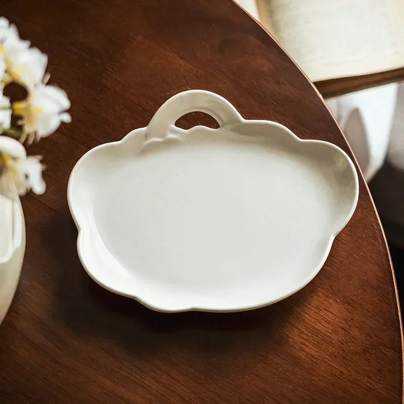 Creative Irregular Western Steak Household Vegetable Salad Plate Dim Sum Plate Tableware Special-shaped
Creative Irregular Western Steak Household Vegetable Salad Plate Dim Sum Plate Tableware Special-shaped