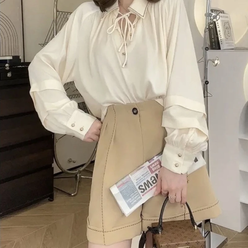 Шорты женские, свободные, яркие, с высокой талией, летние, крутые, в стиле Ins, повседневные, в стиле ретро, элегантные, нежные, универсальные, модные, уличная одежда
Шорты женские, свободные, яркие, с высокой талией, летние, крутые, в стиле Ins, повседневные, в стиле ретро, элегантные, нежные, универсальные, модные, уличная одежда