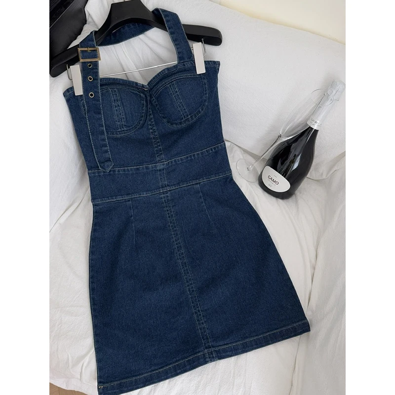 Summer Slimfit Women's Dresses Metal Buckle Off-Shoulder Straps Design Short Dress Sexy Soild Color Ankle Length Denim Skirt
Summer Slimfit Women's Dresses Metal Buckle Off-Shoulder Straps Design Short Dress Sexy Soild Color Ankle Length Denim Skirt