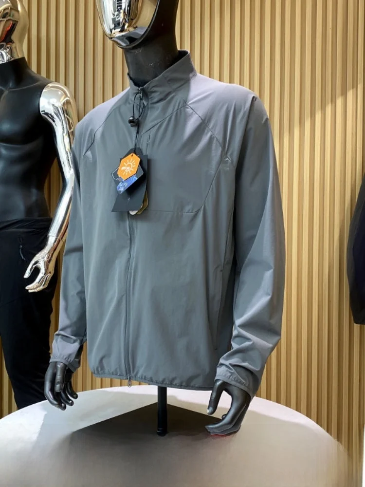 Outstanding Quality Laser Punched Outdoor Men's Jacket Lightweight Breathable Spring Summer Stand Collar Zipper Closure Coat
Outstanding Quality Laser Punched Outdoor Men's Jacket Lightweight Breathable Spring Summer Stand Collar Zipper Closure Coat