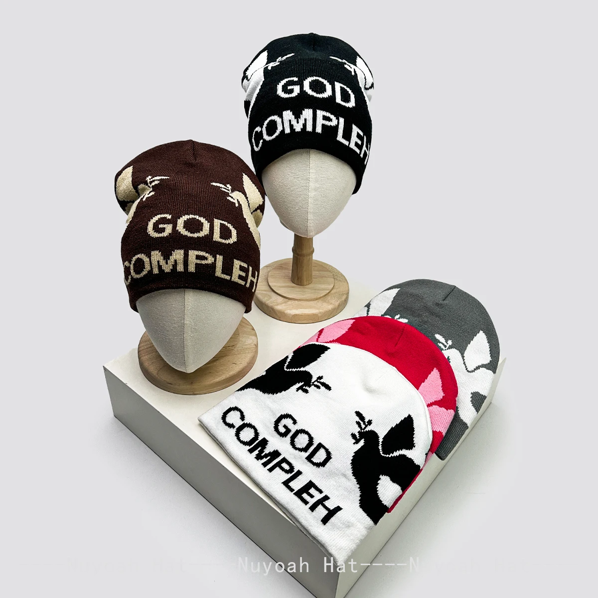 New Men Women European Style Jacquard Letters Knitted Hats Warm Hip-hop Fashion Street Beanies ins Personal Versatile Skateboard
New Men Women European Style Jacquard Letters Knitted Hats Warm Hip-hop Fashion Street Beanies ins Personal Versatile Skateboard