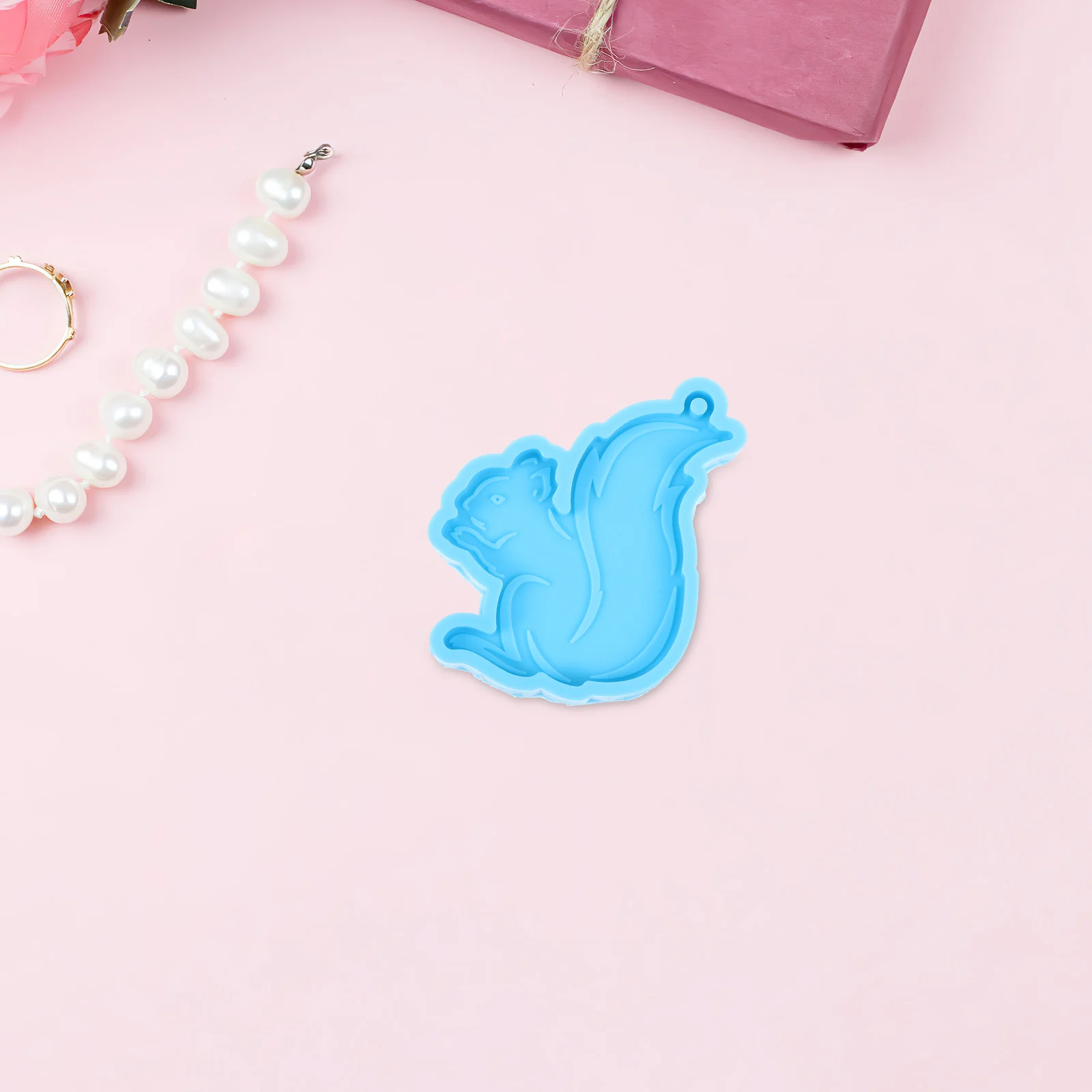 1Pcs Squirrel Shape Silicone Mold Epoxy Resin Keychain Charm DIY Craft Tool Nonstick Casting Mold
1Pcs Squirrel Shape Silicone Mold Epoxy Resin Keychain Charm DIY Craft Tool Nonstick Casting Mold