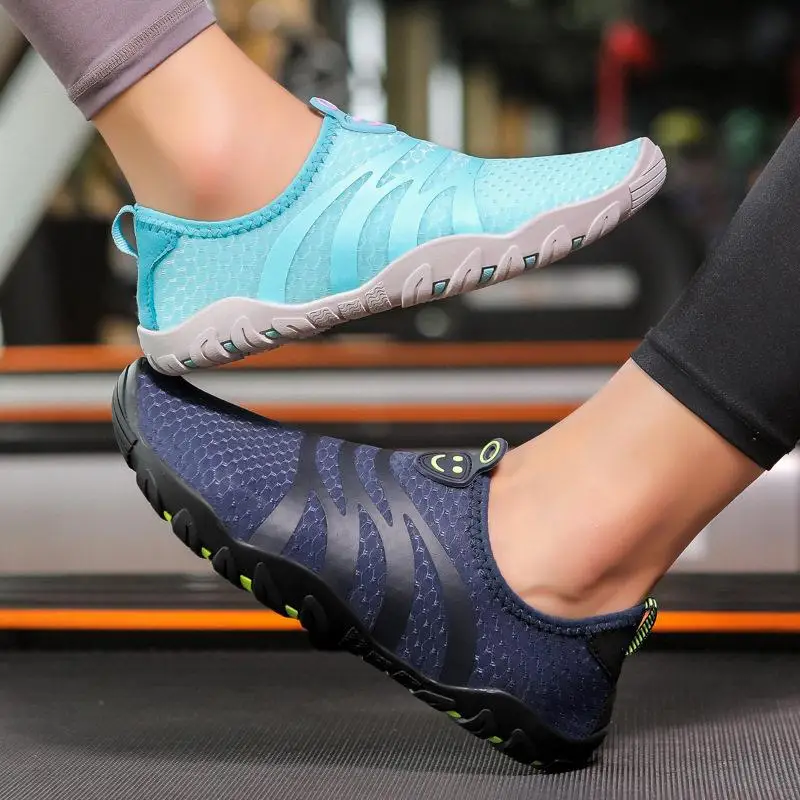 Large Size Five-Finger Wading Shoes Outdoor Beach Women's Couple Shoes Breathable Mesh Inner for Hiking Cycling Mountaineering
Large Size Five-Finger Wading Shoes Outdoor Beach Women's Couple Shoes Breathable Mesh Inner for Hiking Cycling Mountaineering