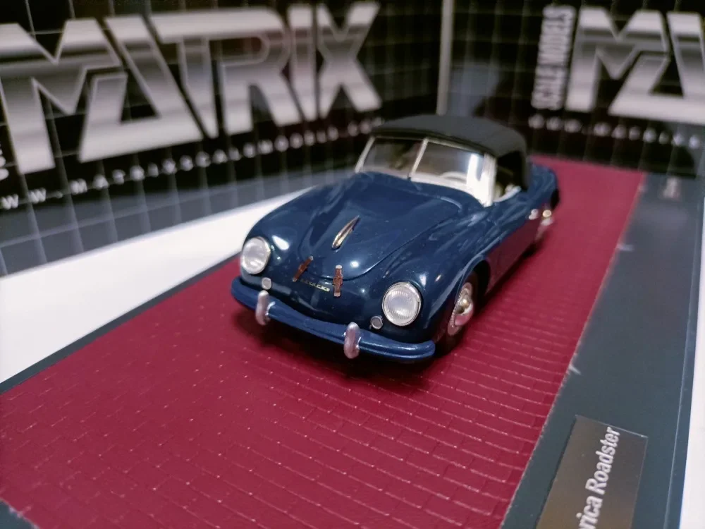 Матрица 1:43, 356, родстер, 1952, винтажный автомобиль, имитация ограниченной серии, полимерная металлическая статическая модель автомобиля, игрушка в подарок
Матрица 1:43, 356, родстер, 1952, винтажный автомобиль, имитация ограниченной серии, полимерная металлическая статическая модель автомобиля, игрушка в подарок