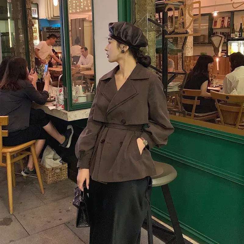 Khaki Short Coat Women's Fashion Korean Style Spring Autumn New Popular Elegance Small Size Windbreaker Commute Style Polyest...
Khaki Short Coat Women's Fashion Korean Style Spring Autumn New Popular Elegance Small Size Windbreaker Commute Style Polyest...