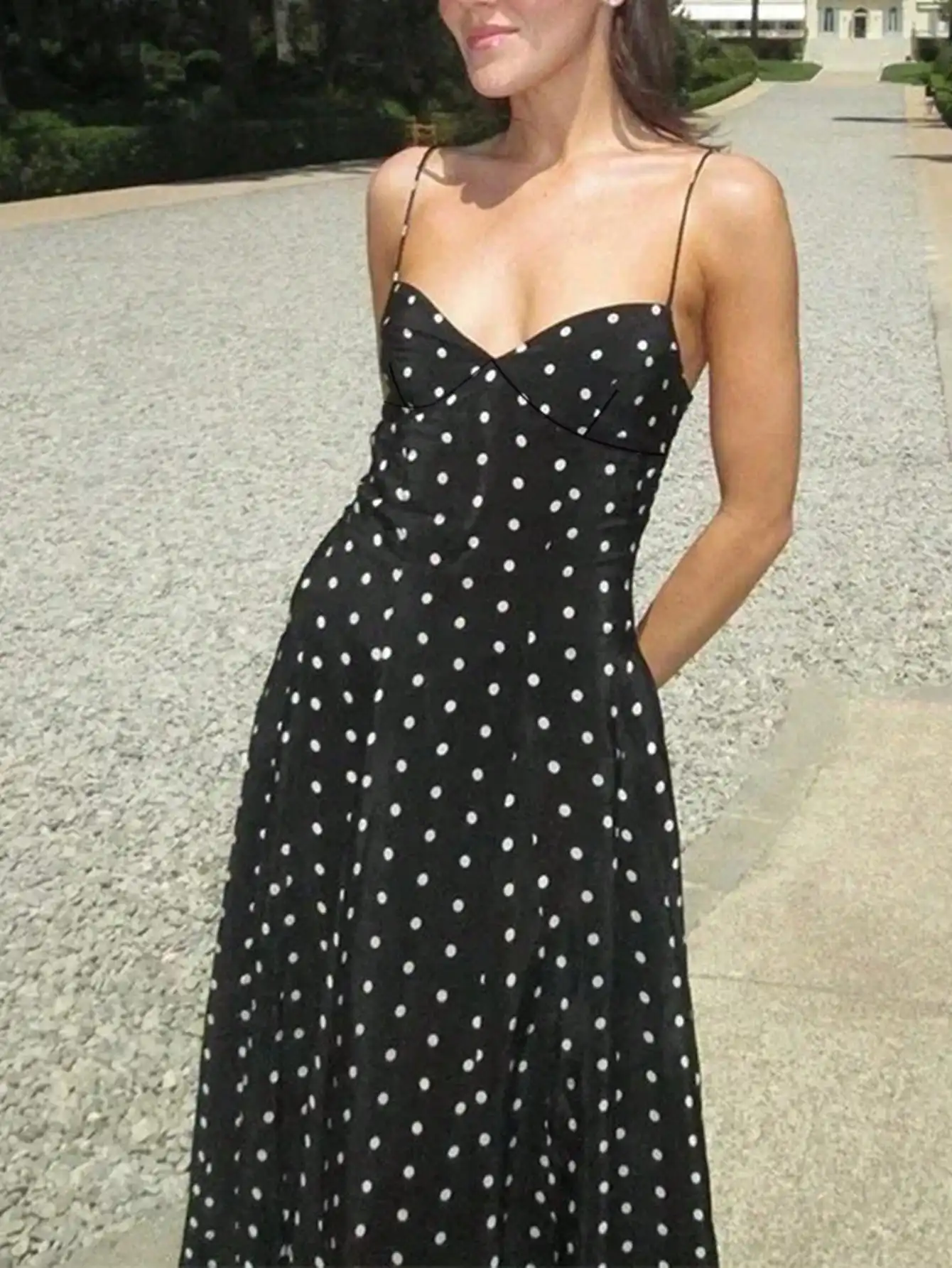 Women's Polka Dot Print Sleeveless V-Neck Backless Maxi Dress Black Summer Elegant
Women's Polka Dot Print Sleeveless V-Neck Backless Maxi Dress Black Summer Elegant