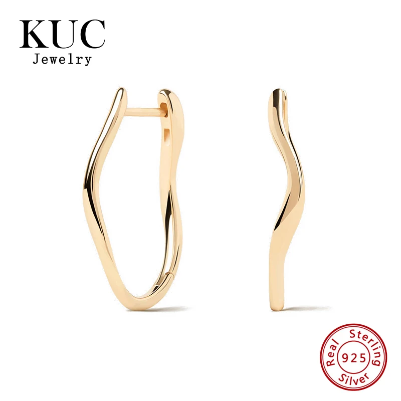 Large-sized 925 Sterling Silver Simple and Exquisite Style Modern Oval Hoops Featuring Fluid Lines Hoop Earrings
Large-sized 925 Sterling Silver Simple and Exquisite Style Modern Oval Hoops Featuring Fluid Lines Hoop Earrings