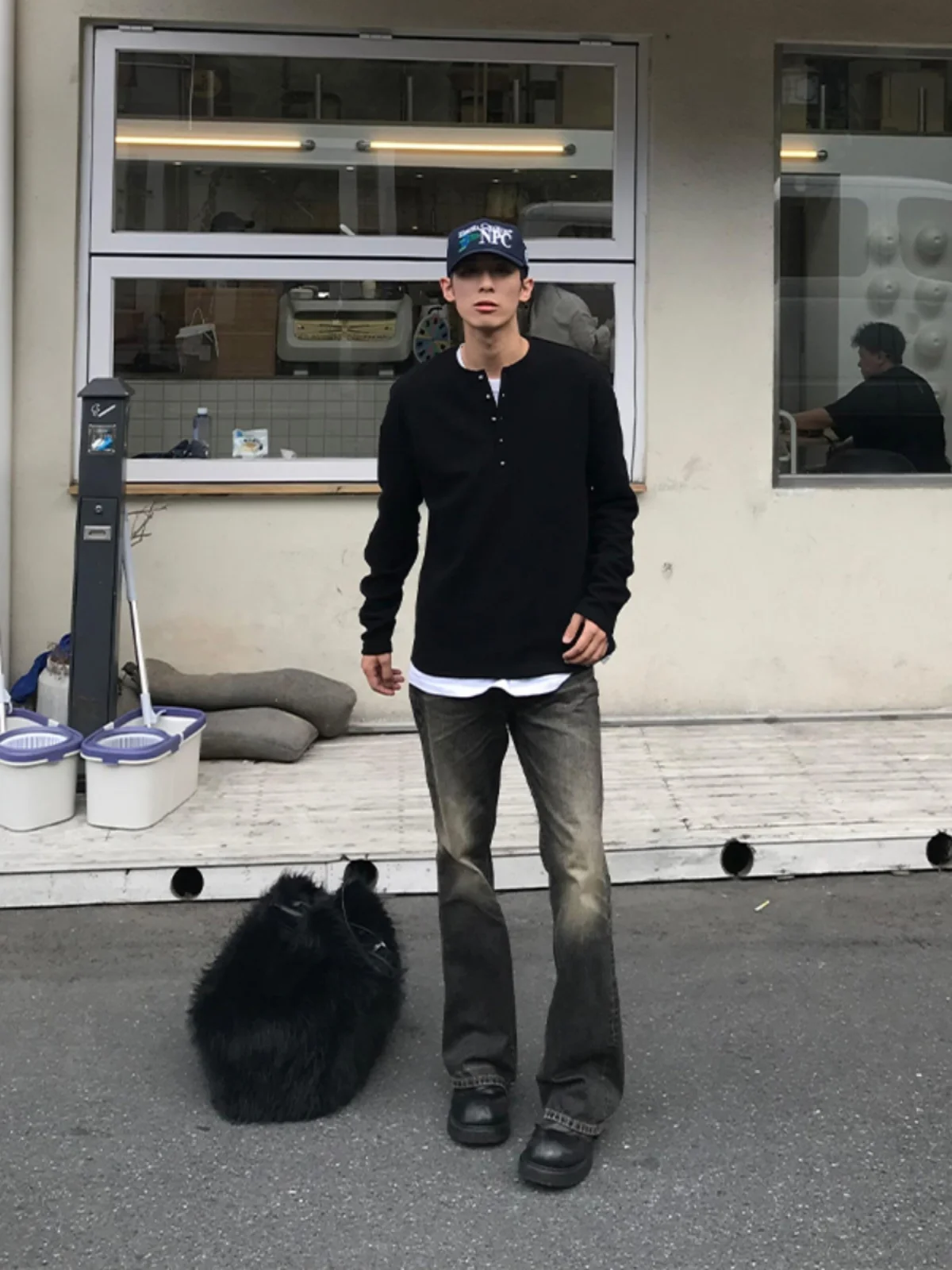 Мужские джинсы Waed adient Bla ey, винтажные свободные брюки Vibe в американском стиле High Street, прямые расклешенные брюки, осенняя одежда
Мужские джинсы Waed adient Bla ey, винтажные свободные брюки Vibe в американском стиле High Street, прямые расклешенные брюки, осенняя одежда