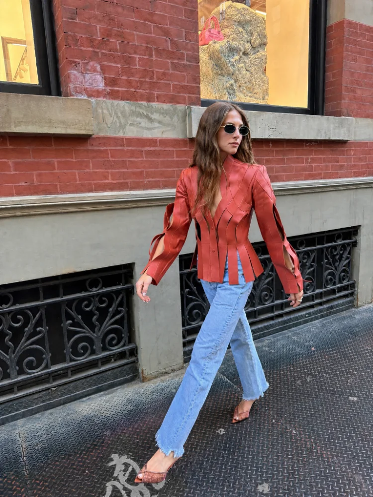 Fashion Woven Leather Jacket Sexy Red Hollow Out Long Sleeve V-Neck Women's Top 2026 NEW Y2K Slim Fit Streetwear Daily Clothes
Fashion Woven Leather Jacket Sexy Red Hollow Out Long Sleeve V-Neck Women's Top 2026 NEW Y2K Slim Fit Streetwear Daily Clothes