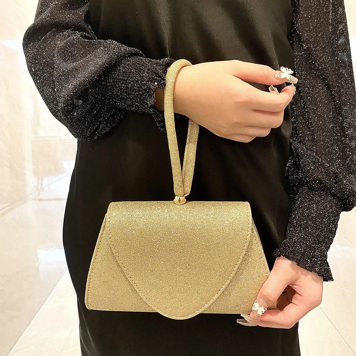 Luxury Evening Bags Women 2023 Fashion Gold Sequins Mini Handbags Bling Banquet Totes Clutches and Purse Party Bucket Wallets
Luxury Evening Bags Women 2023 Fashion Gold Sequins Mini Handbags Bling Banquet Totes Clutches and Purse Party Bucket Wallets