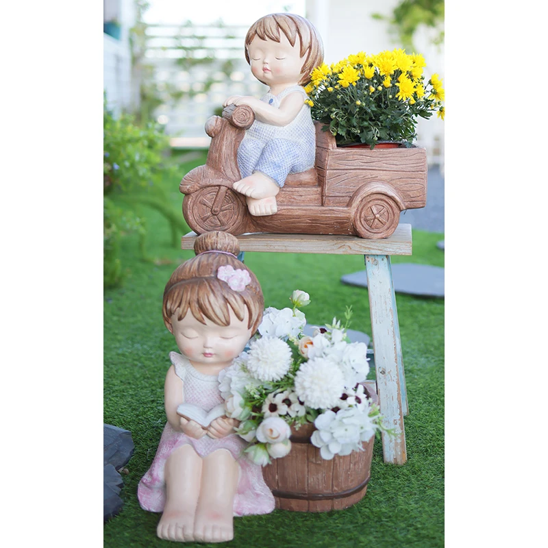 Creative courtyard pastoral style modern simple portrait art flower arrangement happy family vase home decoration ornament
Creative courtyard pastoral style modern simple portrait art flower arrangement happy family vase home decoration ornament