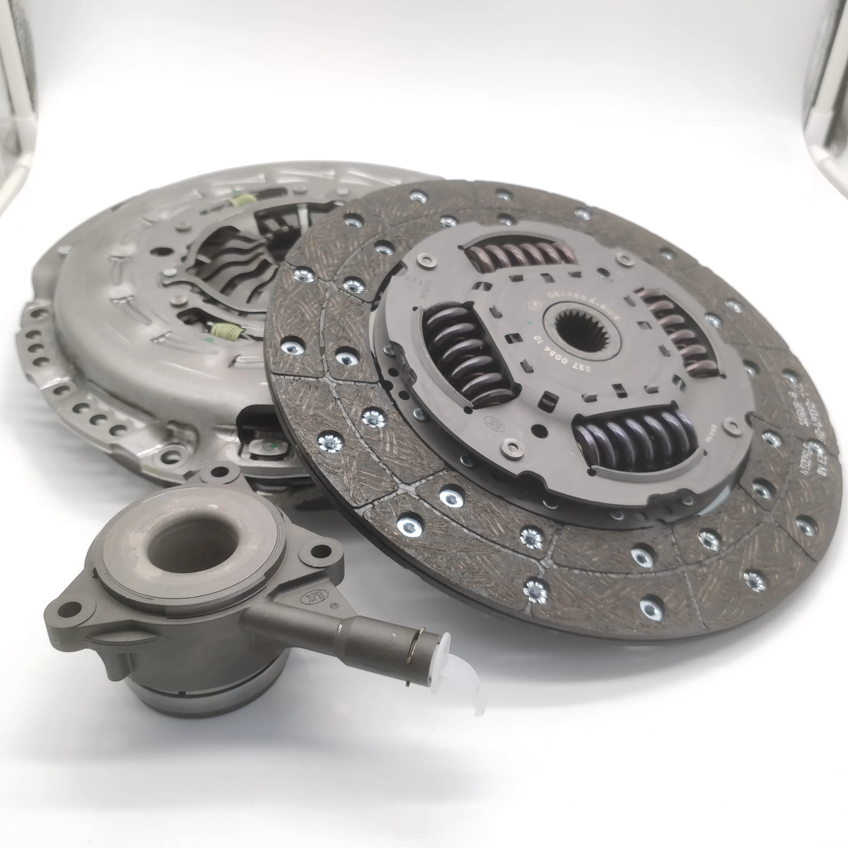 Auto Clutch Kit Clutch Plate and Clutch Cover For Ranger 2012 and BT50 627303209
Auto Clutch Kit Clutch Plate and Clutch Cover For Ranger 2012 and BT50 627303209