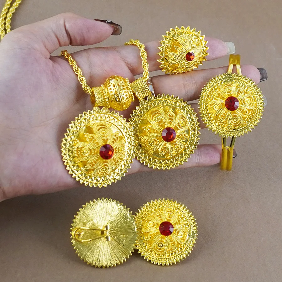 9999 gold set with red gemstone earrings, rings, bracelets, double pendant necklace set as wedding gift
9999 gold set with red gemstone earrings, rings, bracelets, double pendant necklace set as wedding gift