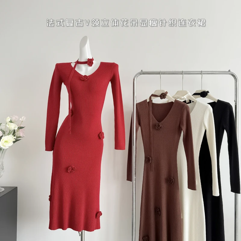 V Neck Knitted Bodycon Dress Women Autumn Winter Elegant Warm Long Sleeve Vintage Midi Dresses Black 3D Flowers Vestidos N301
V Neck Knitted Bodycon Dress Women Autumn Winter Elegant Warm Long Sleeve Vintage Midi Dresses Black 3D Flowers Vestidos N301