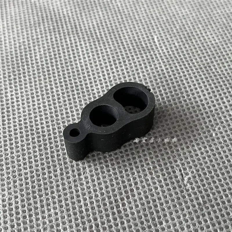 Для baojun 730 360 510 560 630 610 Буферный клей для ящика для инструментов
Для baojun 730 360 510 560 630 610 Буферный клей для ящика для инструментов