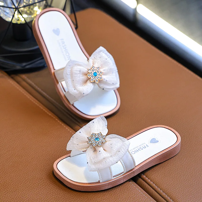 Summer New Stylish Versatile Bow Beach Shoes Children's Slippers Girls Shoes Kids Flip-Flops Outdoor Non-Slip Sandals Slippers
Summer New Stylish Versatile Bow Beach Shoes Children's Slippers Girls Shoes Kids Flip-Flops Outdoor Non-Slip Sandals Slippers