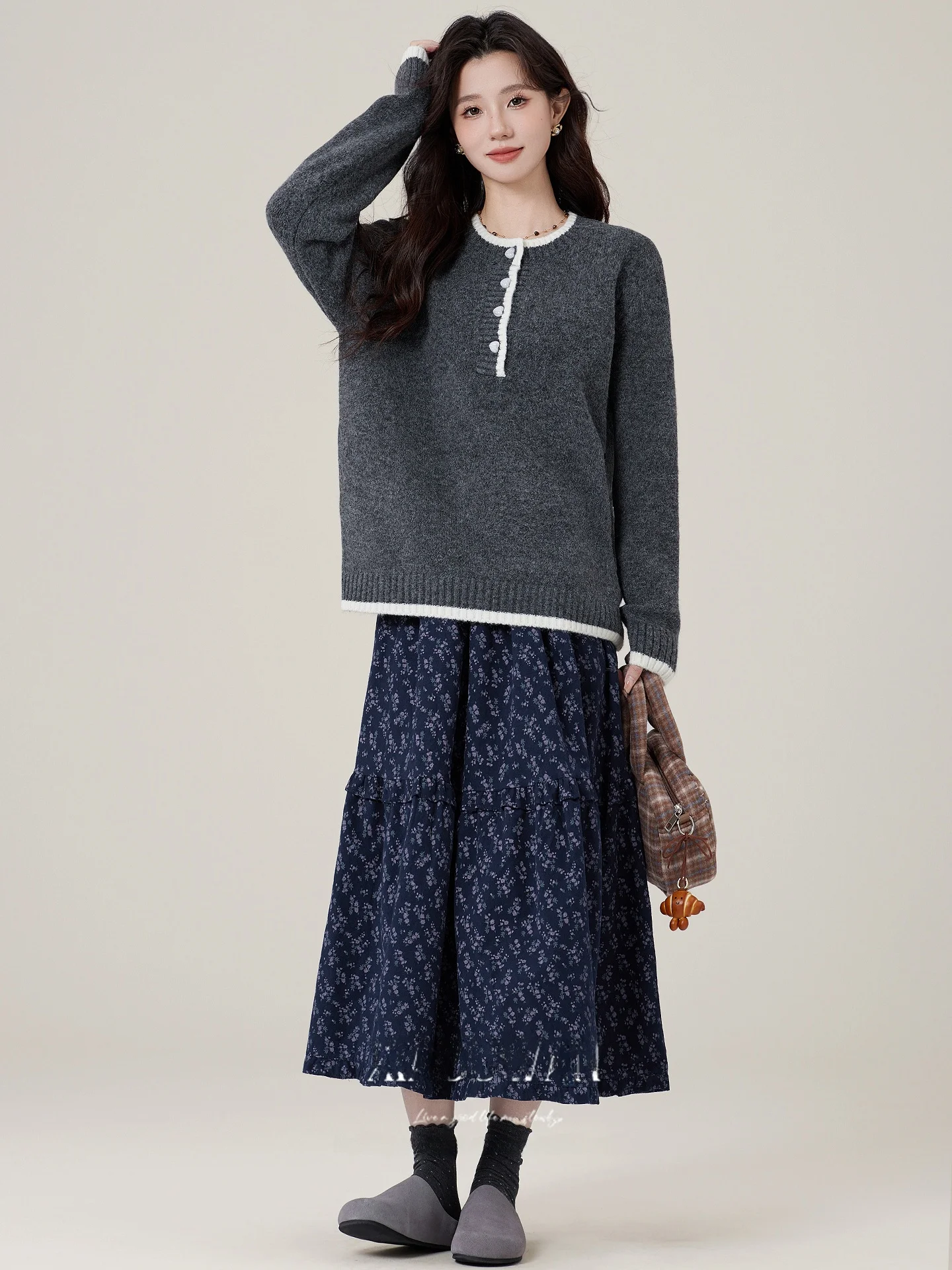 Women's Floral Print f-length Skirt And Knitted Top Color Blo Winter Faion Set Casual Work Date Suitable Two-piece Suit
Women's Floral Print f-length Skirt And Knitted Top Color Blo Winter Faion Set Casual Work Date Suitable Two-piece Suit