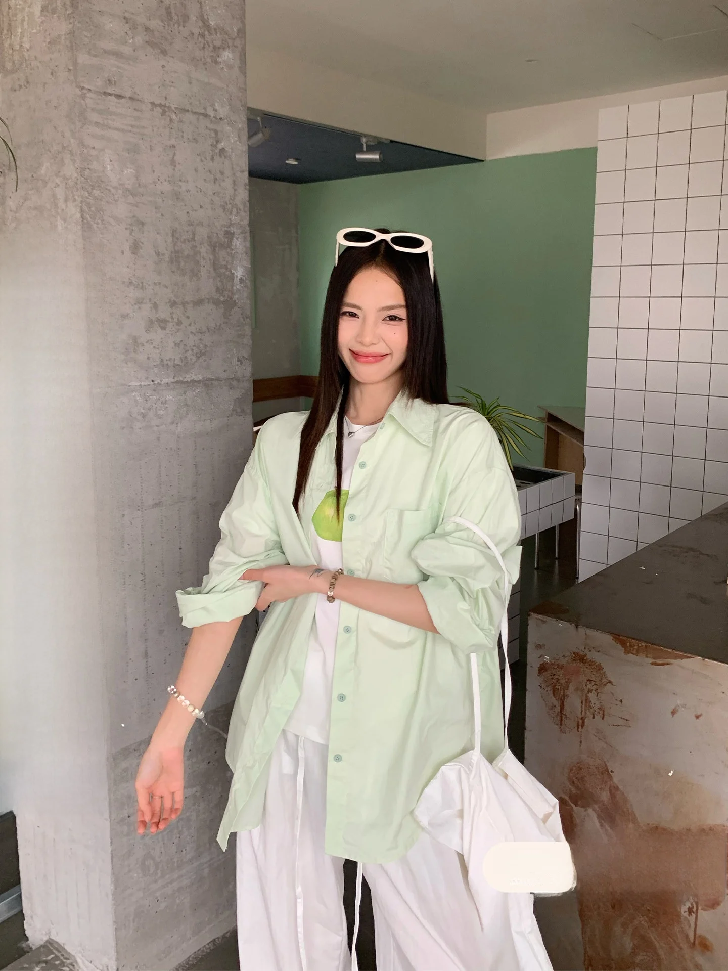 Loose Long Sleeve Women's Shirt Mint Green Sun Protection Casual Style Korean Lazy Fashion Outerwear Breathable Comfortable
Loose Long Sleeve Women's Shirt Mint Green Sun Protection Casual Style Korean Lazy Fashion Outerwear Breathable Comfortable