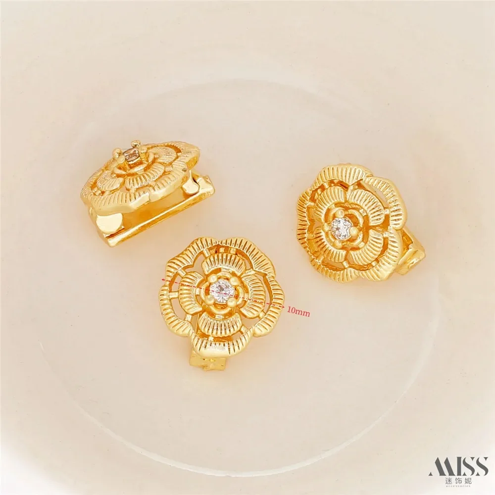 14K Gold Bag Color Retention Diamond Camellia Orchid Clip Buckle Universal Button DIY Pearl Bracelet Necklace Buckle Accessories
14K Gold Bag Color Retention Diamond Camellia Orchid Clip Buckle Universal Button DIY Pearl Bracelet Necklace Buckle Accessories