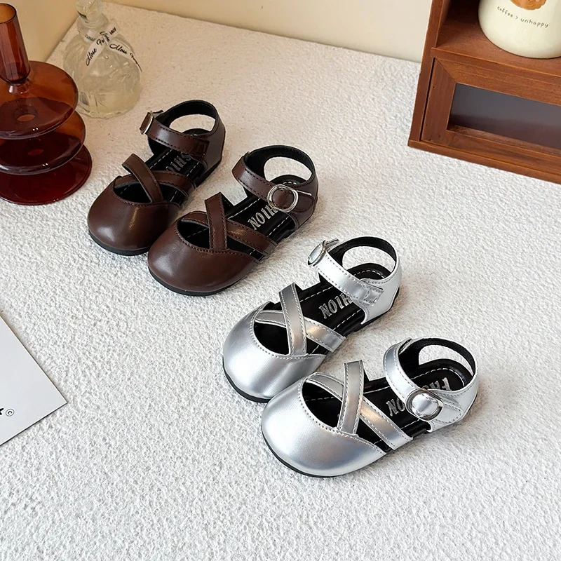 Summer Girls Hollow-out Sandals Solid Color Children Causal Anti-kick Flat Shoes Trend Fashion Simple Kids Woven School Sandals
Summer Girls Hollow-out Sandals Solid Color Children Causal Anti-kick Flat Shoes Trend Fashion Simple Kids Woven School Sandals