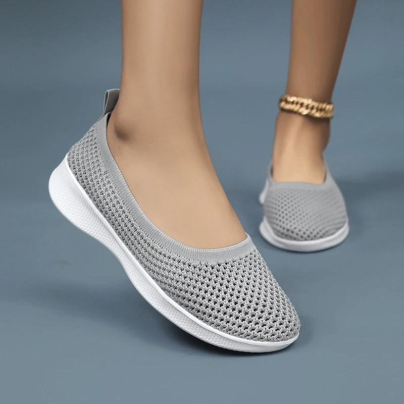 Women Walking Shoes 35-42 Size Loafers Light Mesh Fitness Summer Flats Sports Shoes Outdoor Breathable Sneakers
Women Walking Shoes 35-42 Size Loafers Light Mesh Fitness Summer Flats Sports Shoes Outdoor Breathable Sneakers