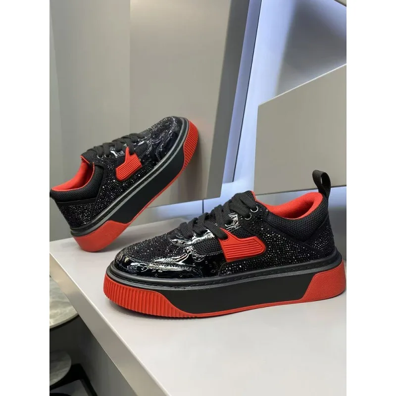 New fashion casual shoes sports lace-up low-top thick-soled heightening little white shoes
New fashion casual shoes sports lace-up low-top thick-soled heightening little white shoes